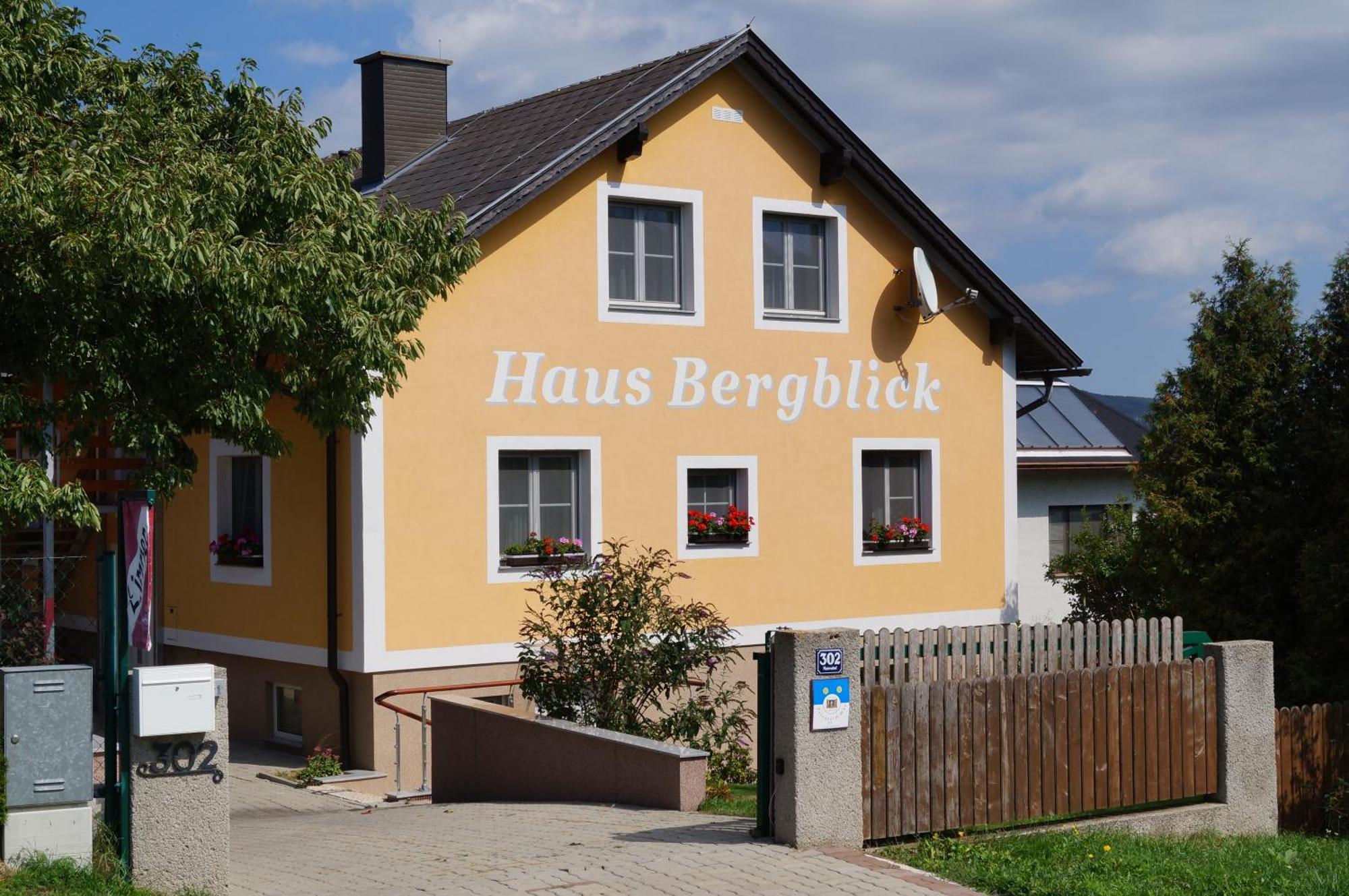 Haus Bergblick Hotel Maiersdorf Buitenkant foto